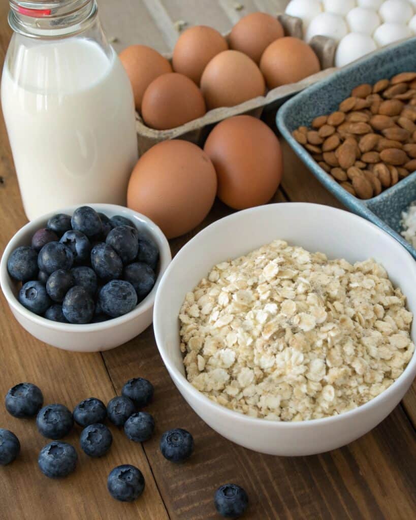 Blueberry Cottage Cheese Breakfast Bake with Oats – A High-Protein Morning Must-Have 6 ingredients for blueberry cottage cheese oat bake